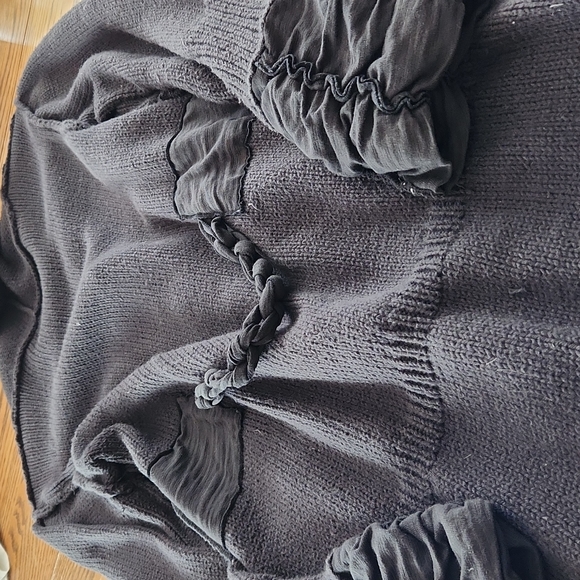 S/M Pure Handknit Sweater - Picture 8 of 16